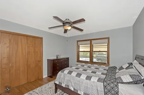 18653 Homewood Avenue Homewood IL 60430