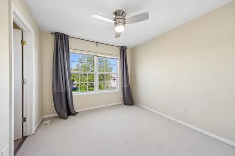993 Willow Street Itasca IL 60143