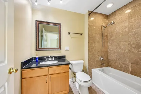 993 Willow Street Itasca IL 60143