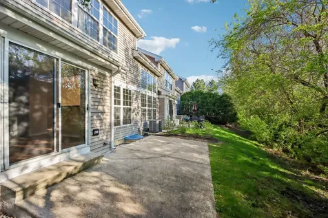 993 Willow Street Itasca IL 60143