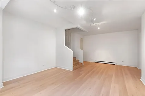 3145 North Cambridge Avenue Chicago IL 60657