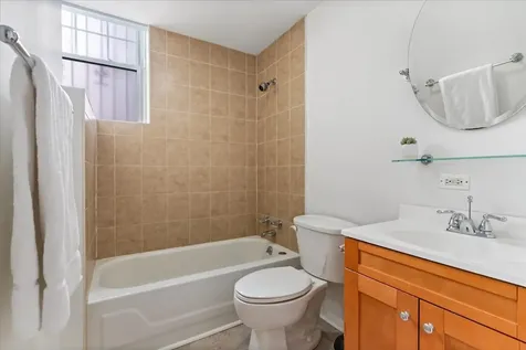 3145 North Cambridge Avenue Chicago IL 60657