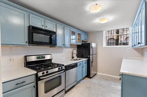 3145 North Cambridge Avenue Chicago IL 60657
