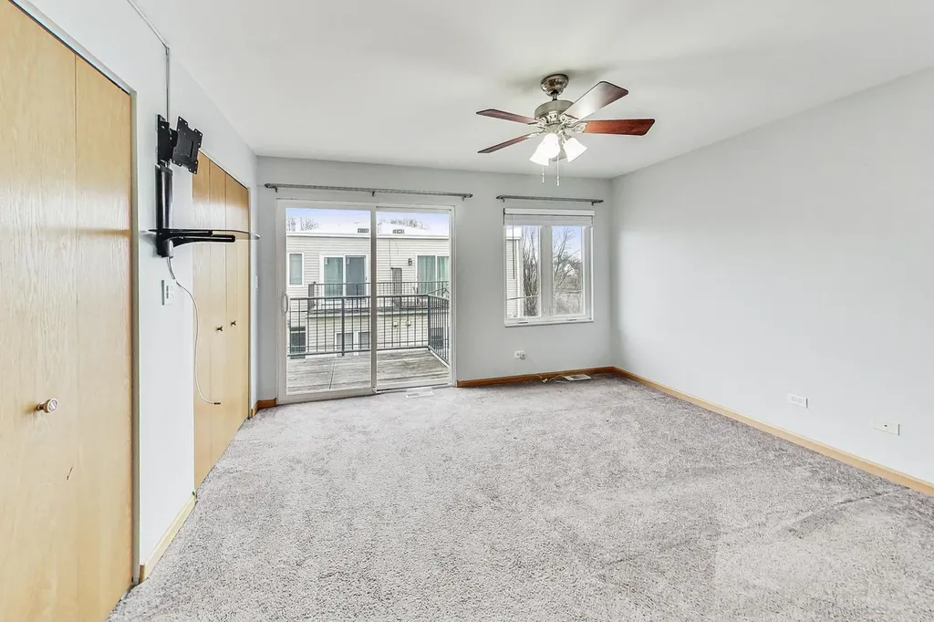 4932 West Lawrence Avenue Chicago IL 60630