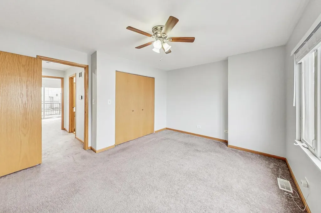 4932 West Lawrence Avenue Chicago IL 60630