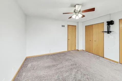 4932 West Lawrence Avenue Chicago IL 60630