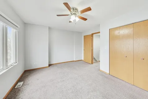 4932 West Lawrence Avenue Chicago IL 60630