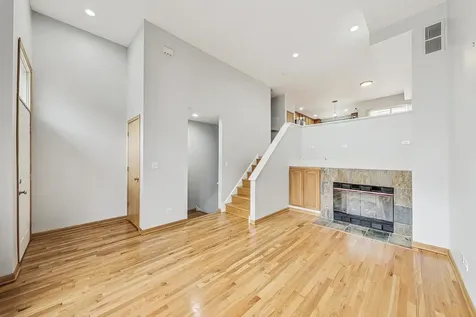 4932 West Lawrence Avenue Chicago IL 60630