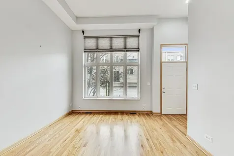 4932 West Lawrence Avenue Chicago IL 60630