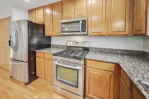 4932 West Lawrence Avenue Chicago IL 60630