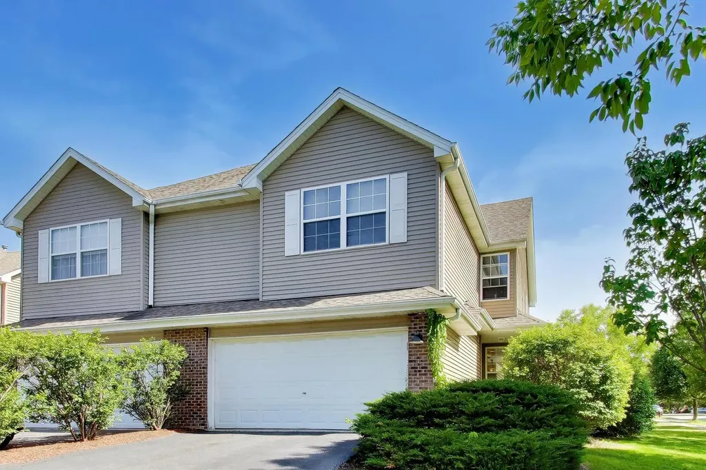 1179 West Maggie Lane Romeoville IL 60446