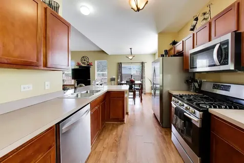 1179 West Maggie Lane Romeoville IL 60446