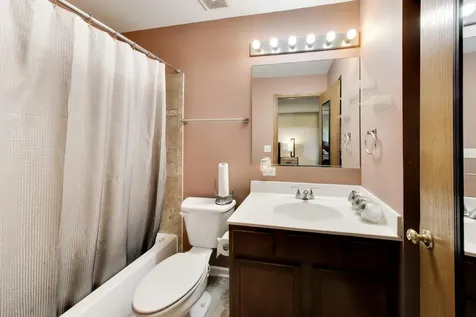 1179 West Maggie Lane Romeoville IL 60446