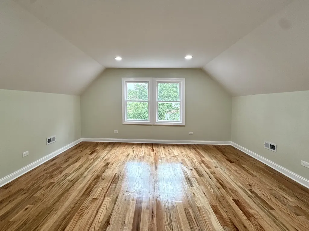 421 North Leclaire Avenue Chicago IL 60644
