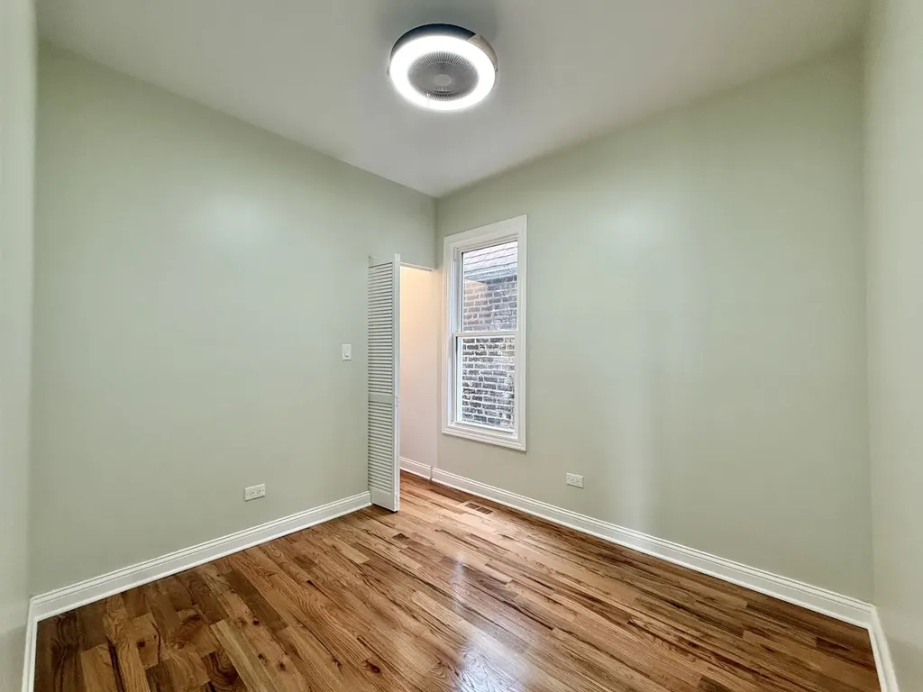 421 North Leclaire Avenue Chicago IL 60644