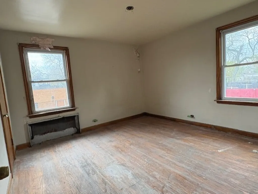 7711 South Ada Street Chicago IL 60620