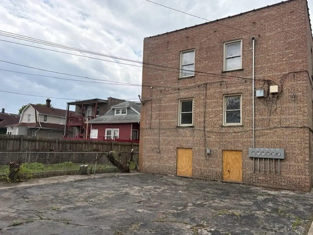 7711 South Ada Street Chicago IL 60620