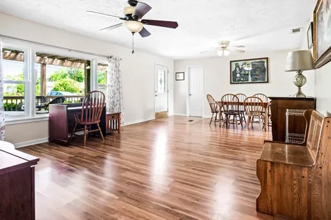 209 Woodrig Road Bloomington IL 61704