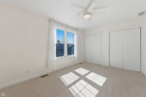 4701 South Woodlawn Avenue Chicago IL 60615