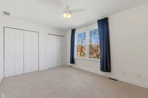 4701 South Woodlawn Avenue Chicago IL 60615