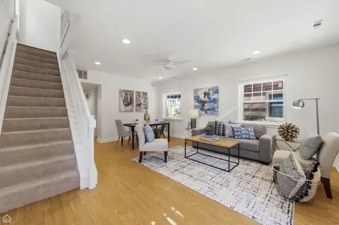 4701 South Woodlawn Avenue Chicago IL 60615