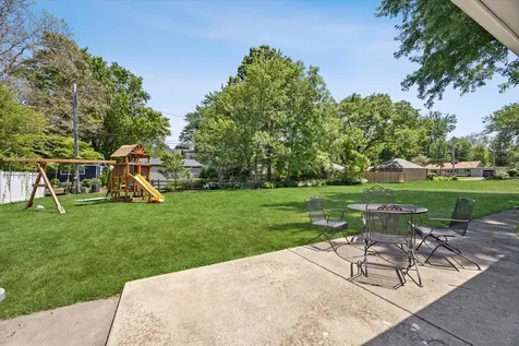 1108 South 6th Street St. Charles IL 60174