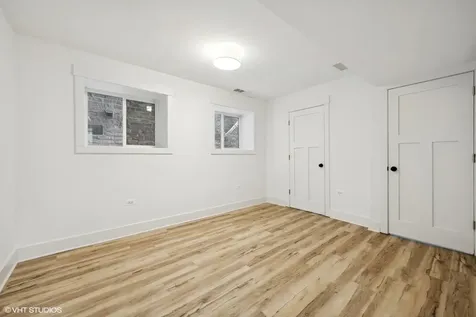 2630 North Whipple Street Chicago IL 60647