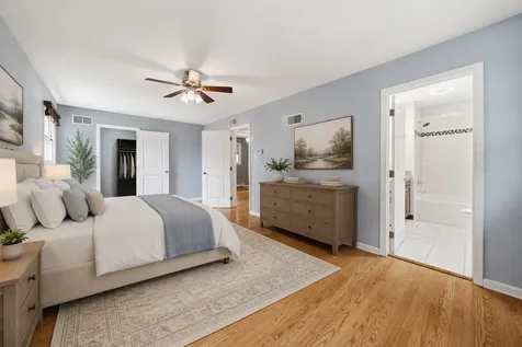 835 Maple Road Flossmoor IL 60422