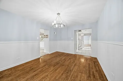 835 Maple Road Flossmoor IL 60422