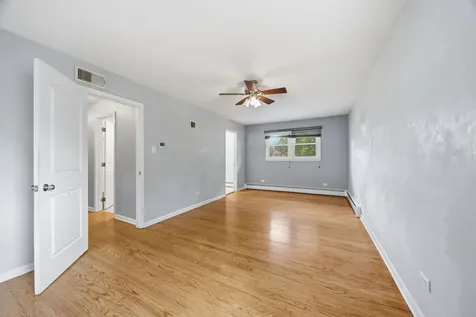 835 Maple Road Flossmoor IL 60422