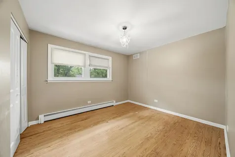 835 Maple Road Flossmoor IL 60422