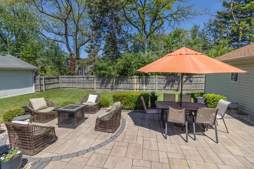 1110 Park Lane Western Springs IL 60558