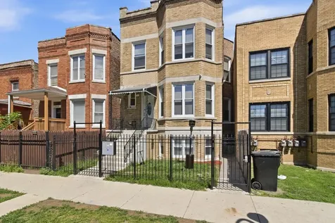 203 North Leamington Avenue Chicago IL 60644