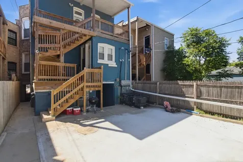 203 North Leamington Avenue Chicago IL 60644