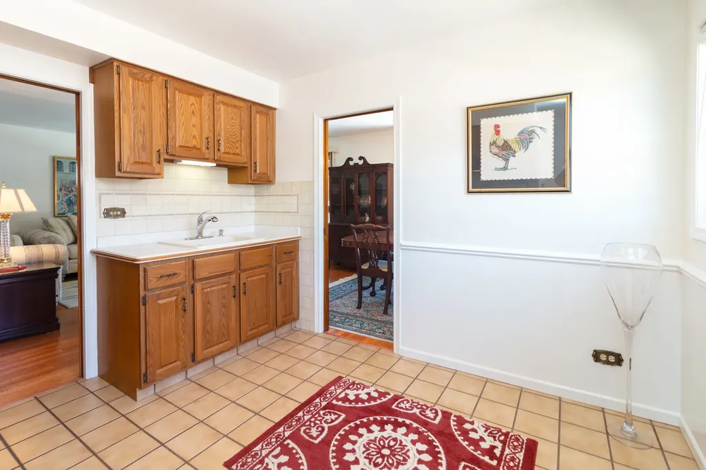 4917 North Nottingham Avenue Chicago IL 60656