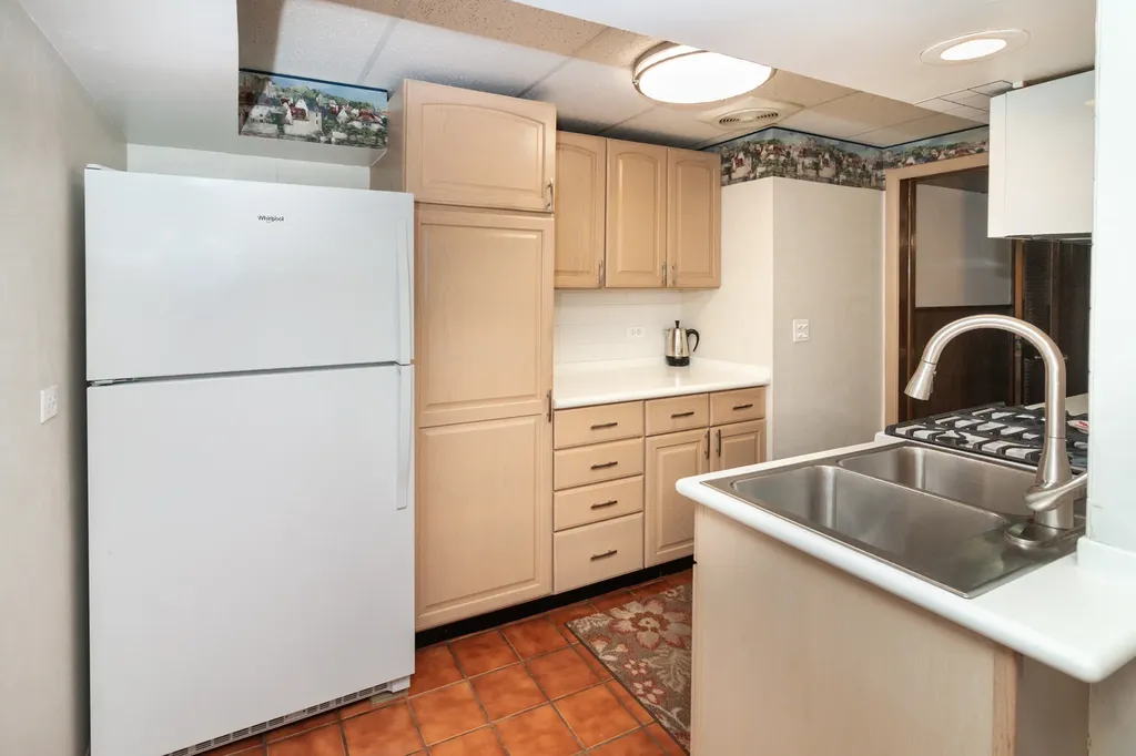 4917 North Nottingham Avenue Chicago IL 60656