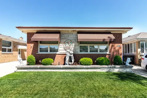 4917 North Nottingham Avenue Chicago IL 60656