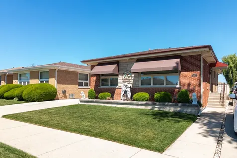 4917 North Nottingham Avenue Chicago IL 60656