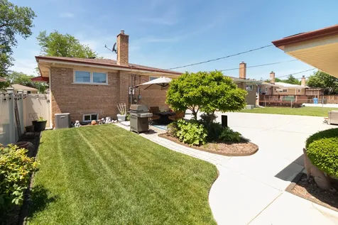 4917 North Nottingham Avenue Chicago IL 60656