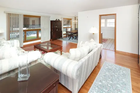 4917 North Nottingham Avenue Chicago IL 60656