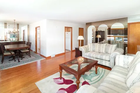 4917 North Nottingham Avenue Chicago IL 60656