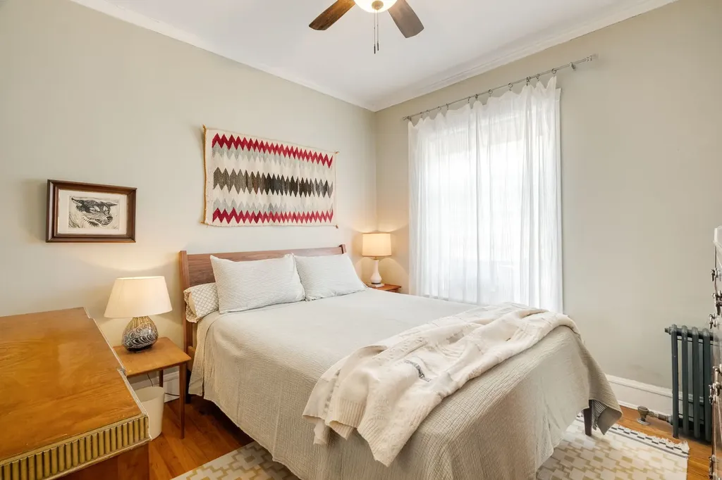 1442 West Summerdale Avenue Chicago IL 60640