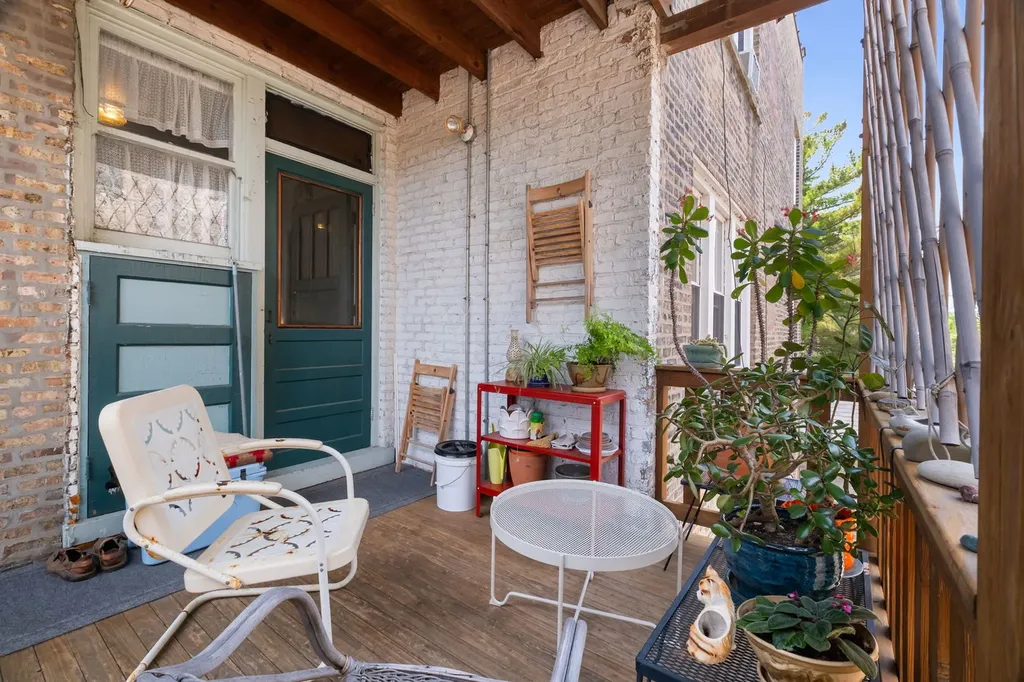 1442 West Summerdale Avenue Chicago IL 60640