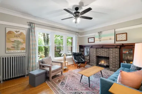 1442 West Summerdale Avenue Chicago IL 60640