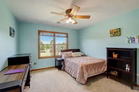 1807 Ballina Lane Mchenry IL 60050