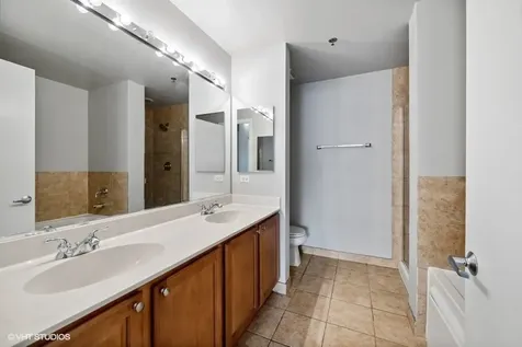 125 East 13th Street Chicago IL 60605