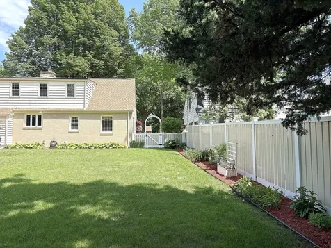 1505 1ST Avenue Sterling IL 61081