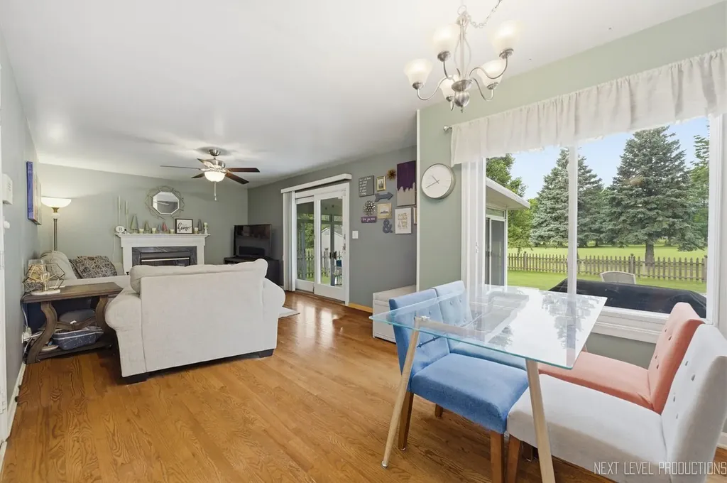 1428 President Street Glendale Heights IL 60139