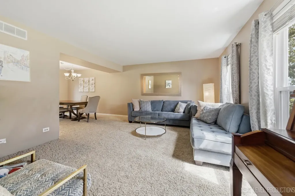 1428 President Street Glendale Heights IL 60139