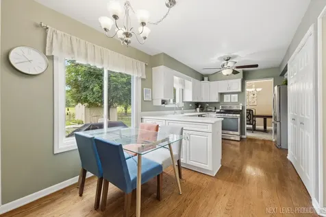 1428 President Street Glendale Heights IL 60139